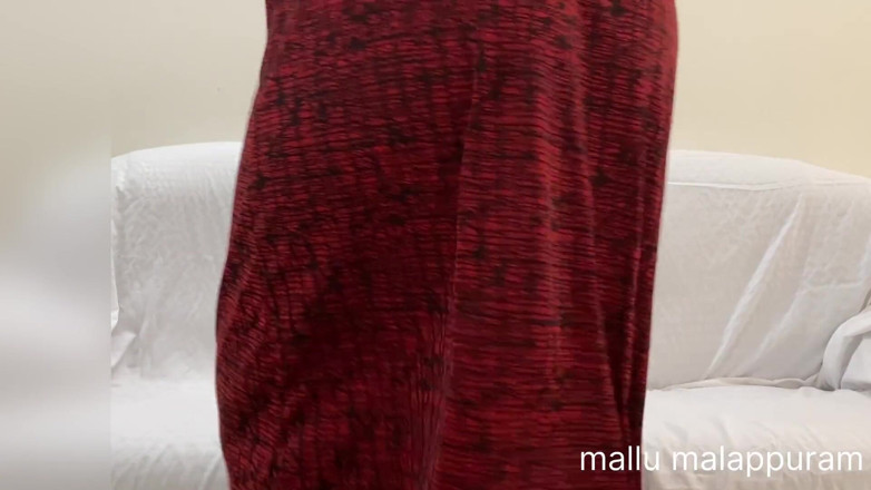 Mallu_Malappuram: Mallu Muslim Thatha и соседка, орал и, сперма во рту, трах в диване носить Макси и хиджаб, Малапурам, Керала