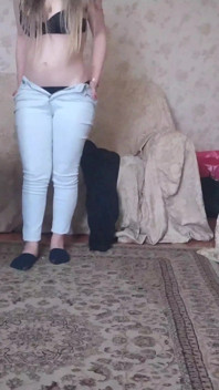 Mijn vriendin komt naar mijn slaapkamer en we neuken