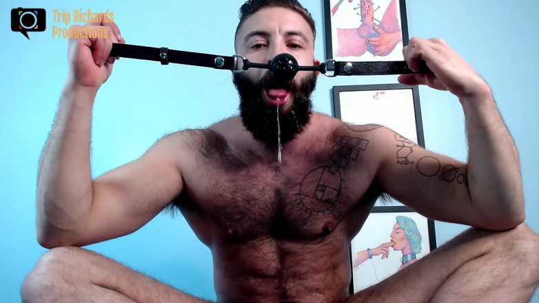 TripleXTransMan: Restraints and bondage for FTM