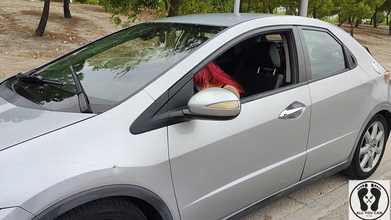 All You Can Fetish: Desperate Woman in Trouble with Her Car Female Desperation