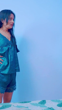 Sensual Indiana Pegou Seu Cunhado Enquanto Ele Se Masturbava Com Seu Sutiã