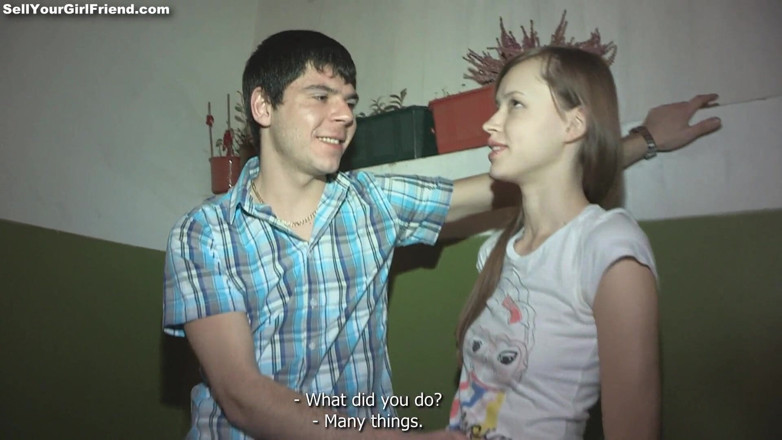 Sell Your GF: La chatte de ma copine apporte de l'argent