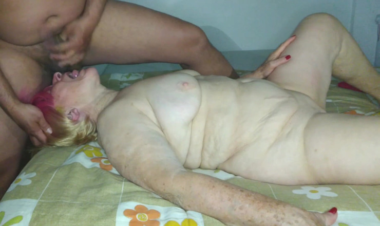 Filipo 11: Babcia Angela ssie kutasa. z orgazmem w zestawie.