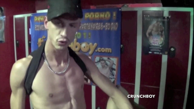 Raw French Bad boys: Pelacur Asia ngentot kontol arab xxl di pelayaran