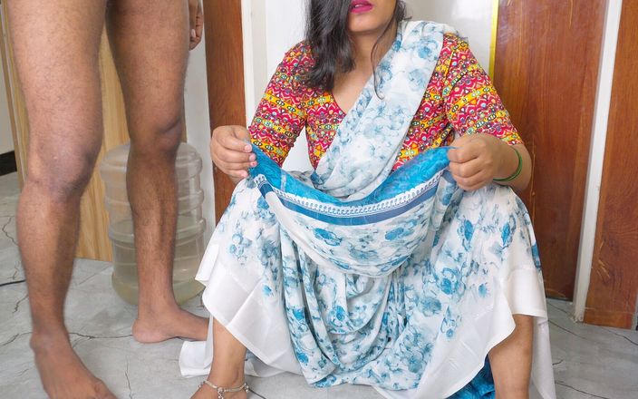 Kajal_pro: सौतेली बहन की साड़ी में पहली बार उसके नग्न सौतेले भाई द्वारा चुदाई