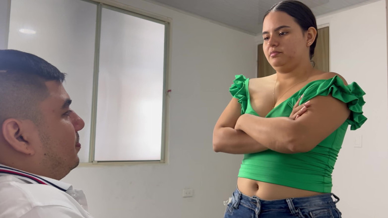 PronoiaMey: Allein Zu Hause Mit Meinem Stiefbruder Brauche Ich Etwas Sperma