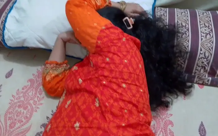 QueenbeautyQB: Step Mom and Step Son with Hindi Audio Homemade Sex...