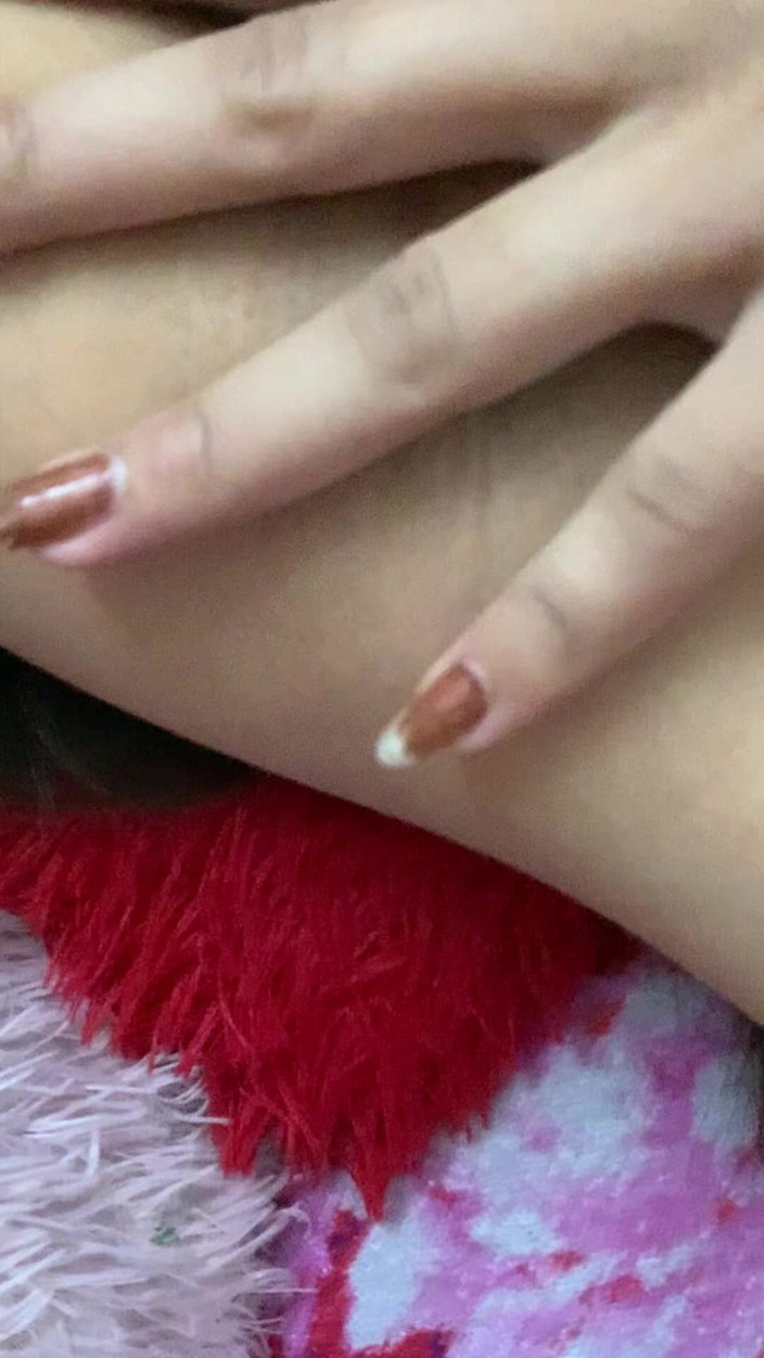 wickedriya: 부엌에서 처음으로 그녀를 따먹고 내 안에 들어와달라고 부탁하는 내 작은 의붓여친.