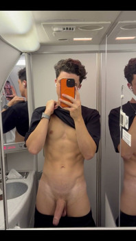 Turbulence Got My Dick Bouncing Don’t Worry! Landed Safely Back in Melbourne