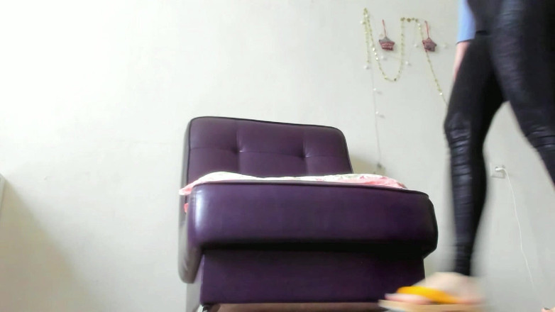 Rarible Diamond: Procházka v dřevěných žabkách