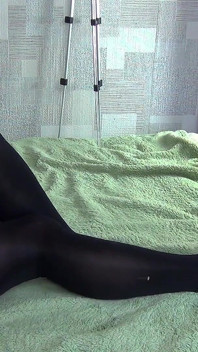 情熱的なゲームの女の子。タイトなパンストでセックス。