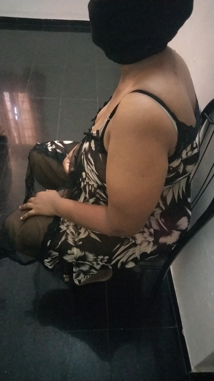 Tamil lesbian: 새로운 통통한 아줌마 캐주얼 토킹