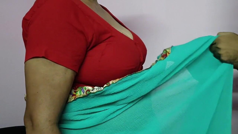 bengalihousewife: Gospodină indiană bengaleză Boudi Goală de croitor