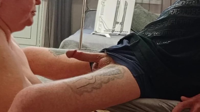 Zona901: Girlfriend Does a Deep Blowjob and Gets a Mouthful of...