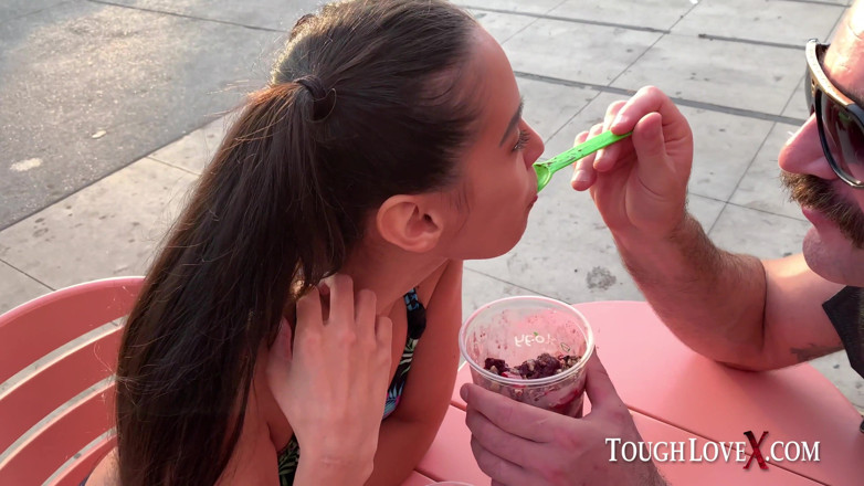 ToughLoveX: TOUGHLOVEX - Third wheel with big booty Andreina De Luxe