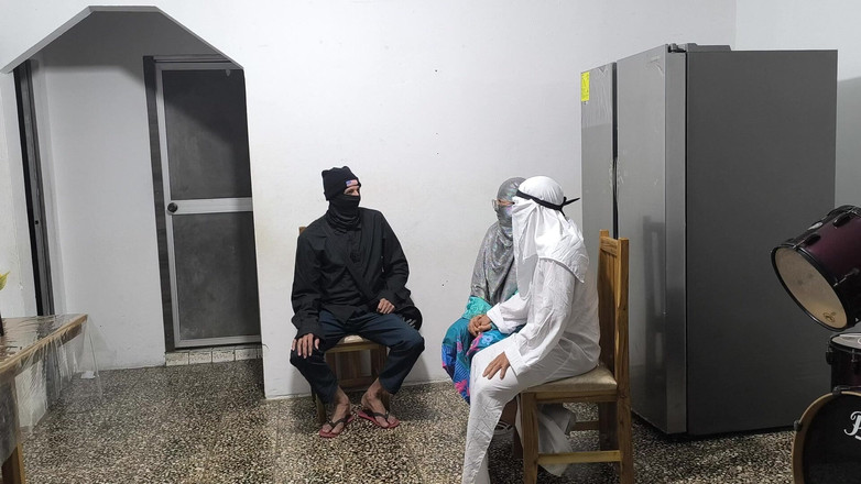 NEGRITA SEXY: 우리에게 축복을 주는 목사와 우리는 집에서 섹스!