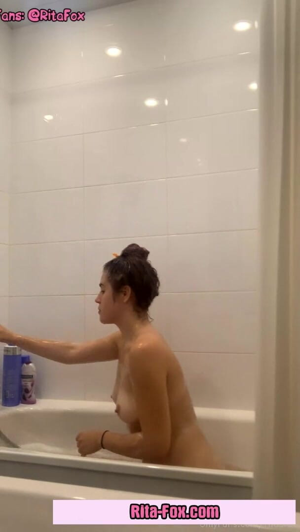 SugarNadya: Filmler için duş almaya ve tatlı amımı tıraş etmeye gittim 18 +...