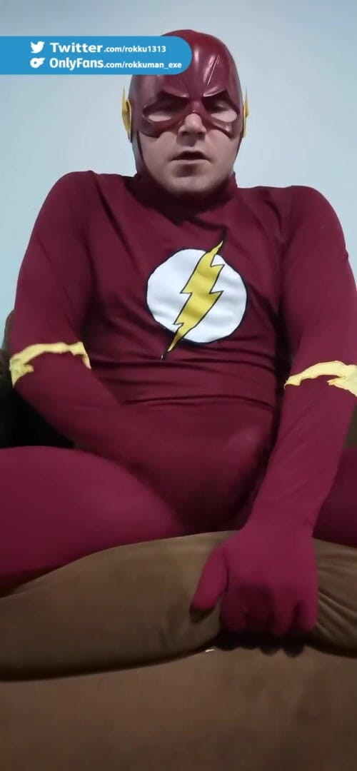 Rokkuman: Masturbando cosplay o flash latino masturbação chileno