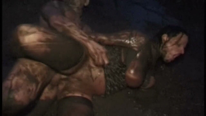 VELVET1984: Muddy MILF Takes Thick Cock in Both Holes