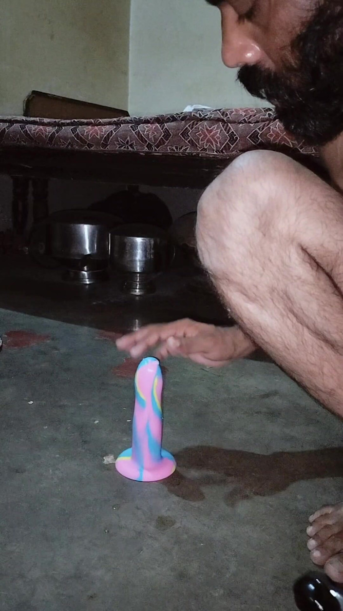 Tarun: Free Hand's Cum