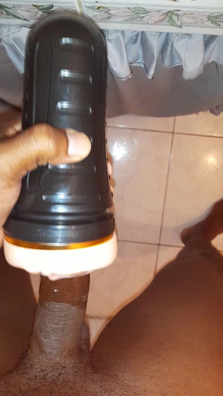 Islandvibes69: Jerking off S11 E6
