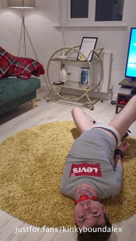Hogtied và còn lại để đấu tranh