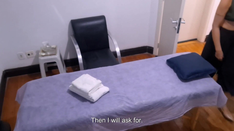 Gabi SweetCouplesStories: Massage eindigt in seks, de masseur had seks totdat hij...