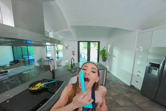 Virtual Porn VR: Porno virtual: tu chica intentó sorprenderte con el desayuno, pero...