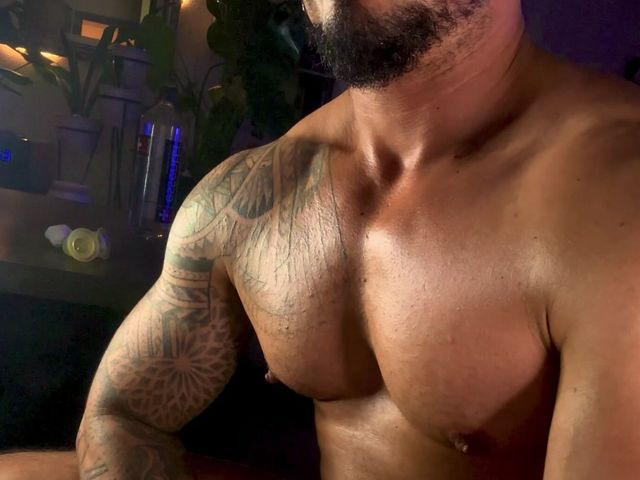 Just Posted (Reds and Muscles)