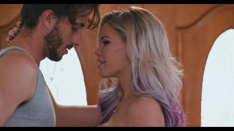 Sweet Sinner: Le mogli calde 2_scene 2_horny casalinghe