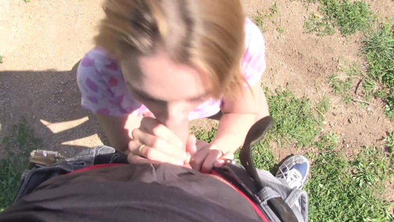 Robin Reid: Sexo al aire libre + sexo anal con la traviesa Pamela...