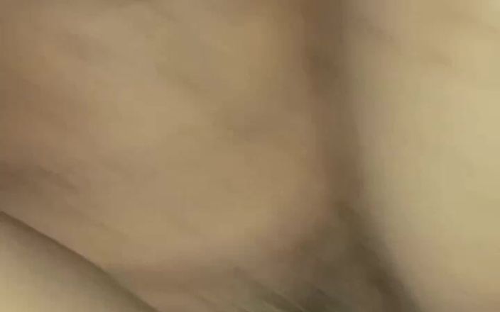 Cocktail sex: 엄마의 보지에 자지를 빨아