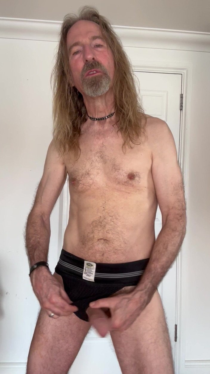 Longhairdude: Longhairdude Warming up in Black Jockstrap