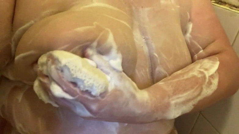 Real homemade BBW BBC porn: Bbwbootyful  - Shower soapy boobs play