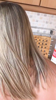 Auntjudys - Šukání prsaté milf manželky Marie v kuchyni (pov)