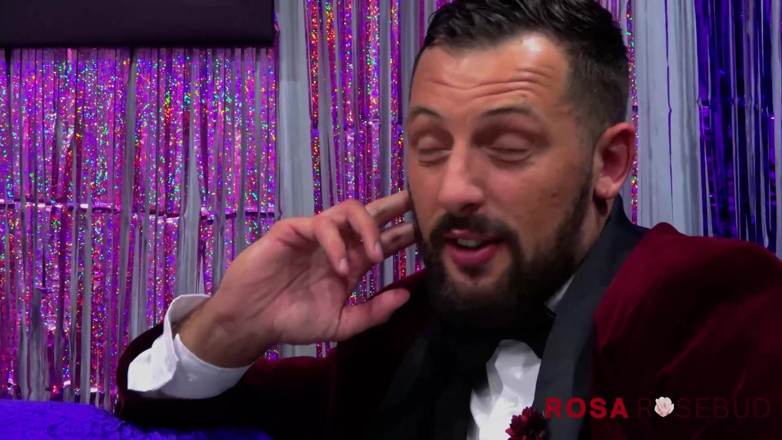 rosarosebud: Spectacol de jocuri - distragere a atenției! cu Rosa Rosebud & Răspunsuri...