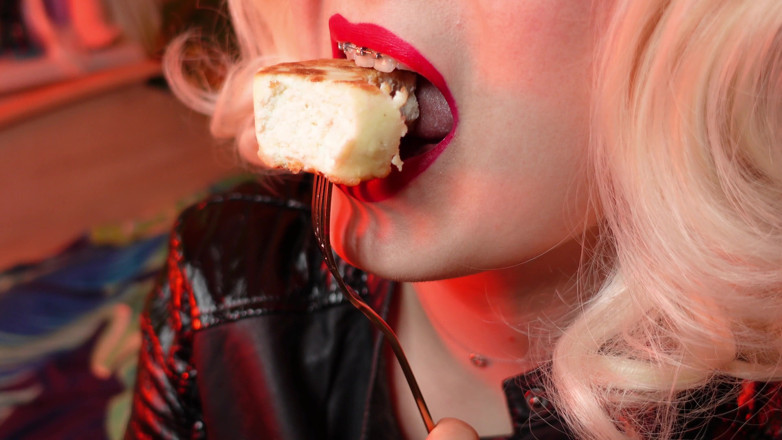 Arya Grander: ASMR food fetish!!