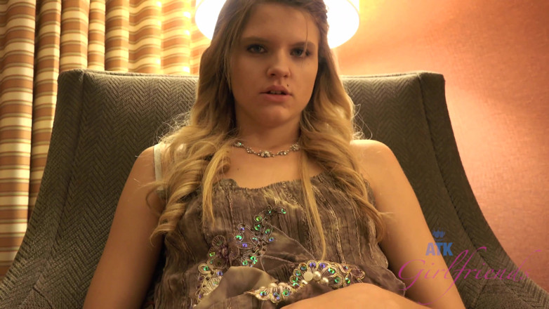 ATK Fans (Girlfriends): Virtual vacation in tempe az with scarlett fever
