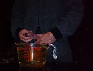 Rockardglans: Litre of piss wearing the onesie for the neighbors - Rockard...