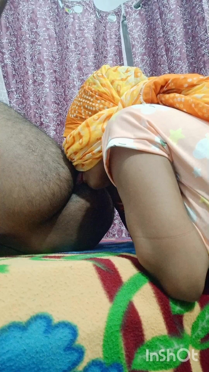Sexy indian bich: Kakak ipar dan adik ipar, kamu belum pernah liat pantat...