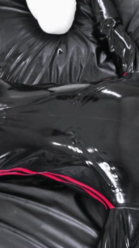 Four-masked Twink (mask 3) [moment]