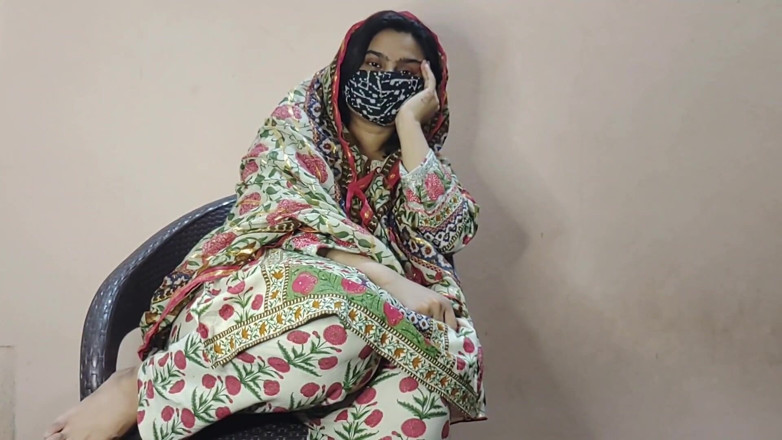 Faryal: Bari Baji Ne Di Chote Bhai Apni Chut-clear Hindi Conversation