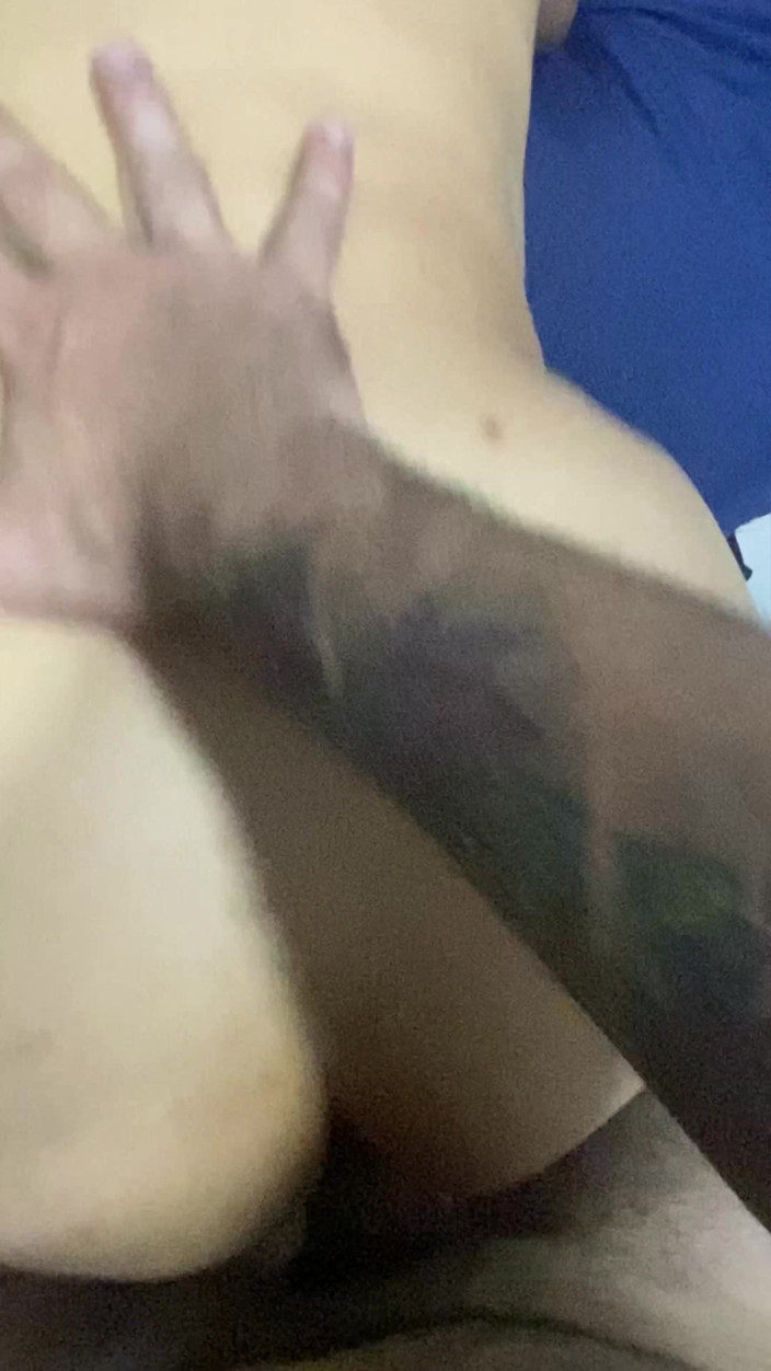 Rubis: Sesso con la moglie del mio amico