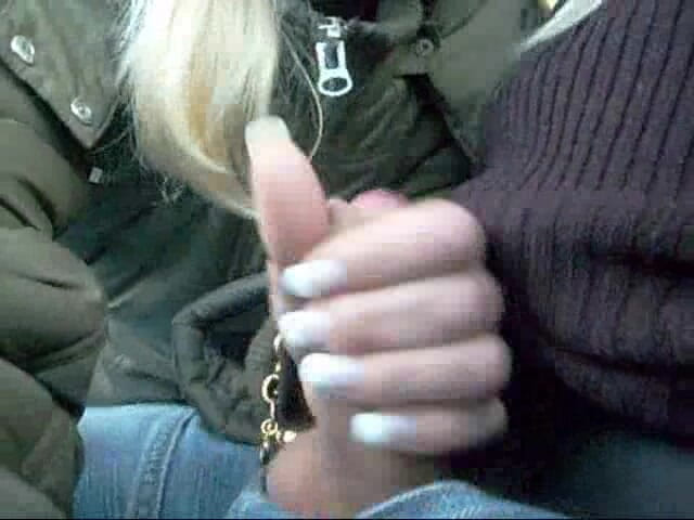 Blondehexe: Мінет в машині, що рухається