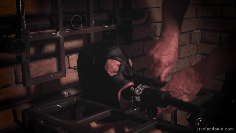 Steel and Pain Studio: Trening gardła