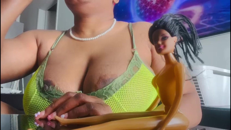 Maeling: Shrunk Married Ebony Slut Humiliation