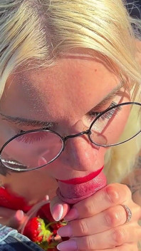 POV Camera, Strawberry Blowjob From a Busty Beauty and Delicious Cum Instead of Cream