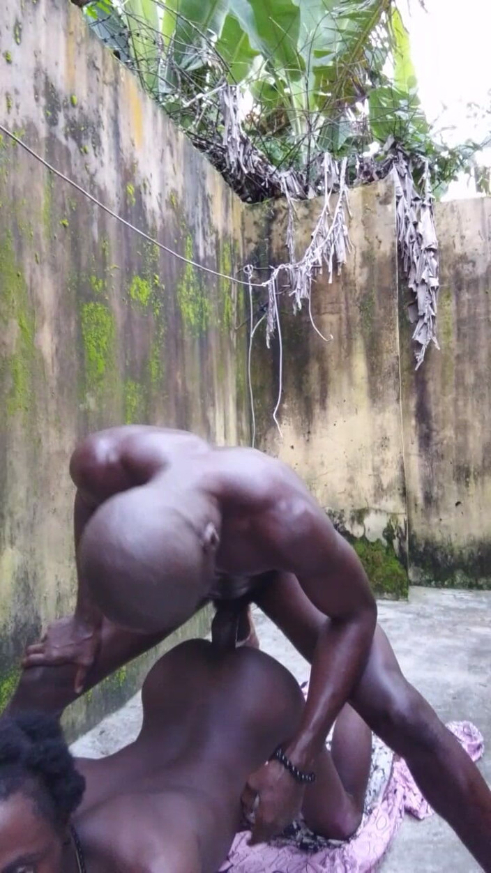 solomonnaija: ในที่สุดนายหญิงก็ขอทดสอบควยใหญ่ของกู