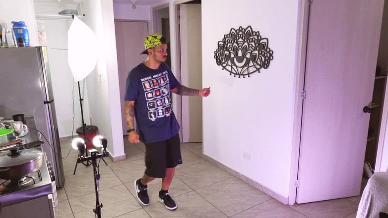 LunaBigBooty: Sfw - un video per diffondere gioia ed incontrare Luna ferrara