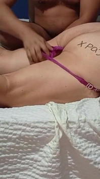 Massage to Mature MILF Gets Hot